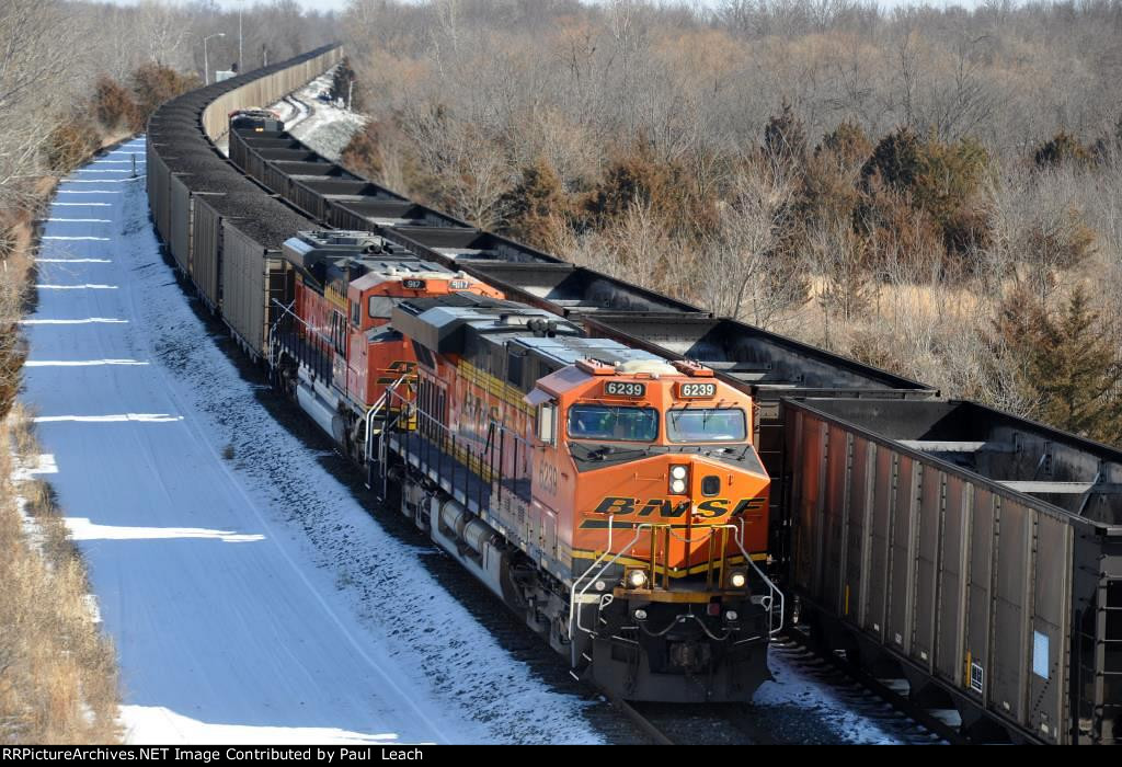 Loaded coal train rolls south into the yard